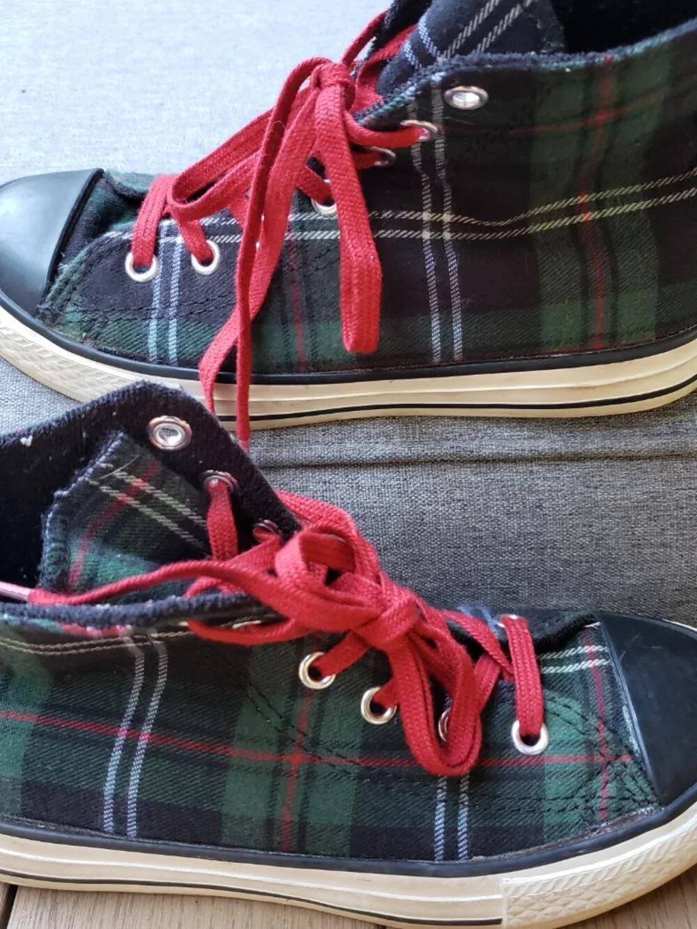 EUC CTAS Converse green / red plaid high top (2 Youth) KICKS